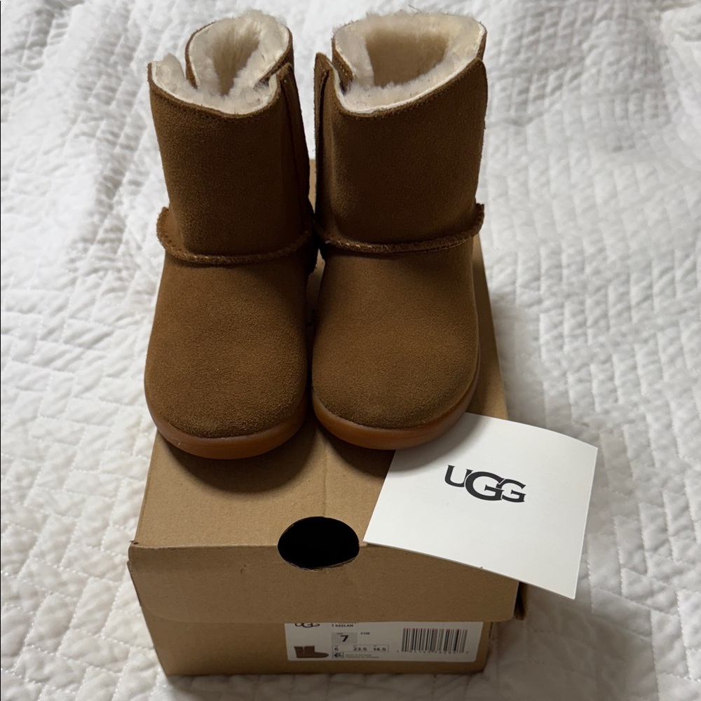 UGG Keelan Boots